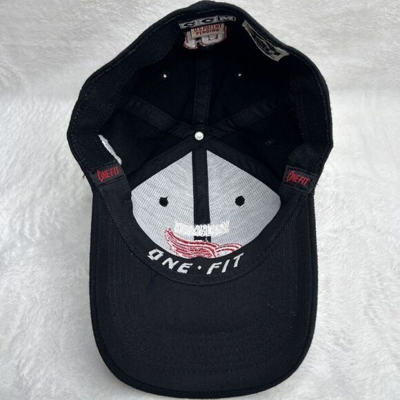 Vintage Yzerman Detroit Redwings 19 Cap CCM NHL Hockey One Size - Picture 7 of 9